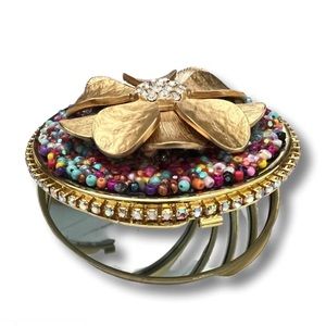 Travel Makeup Compact Mirror !